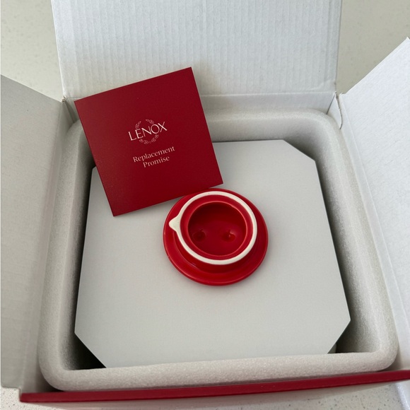 Lenox Bayberry Teapot. New in box. - Picture 4 of 8